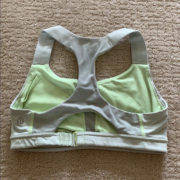 Lululemon Bra SZ 4 - Picture 2 of 2